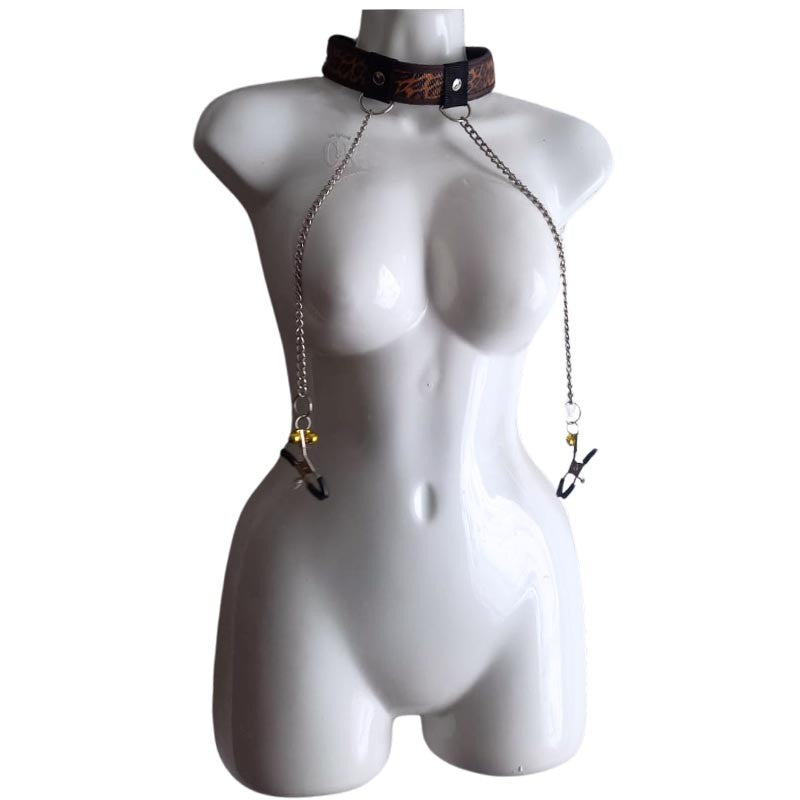 COLLAR CON PEZONERAS